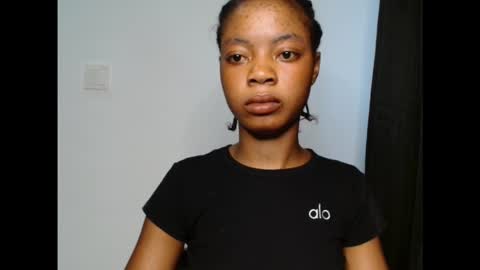 sexyxpeach online show from October 14, 7:17 pm