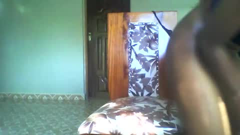 Snapshot of sexyy_tiny chatting on February 9, 1:25 pm Mel online show from February 9, 1:25 pm