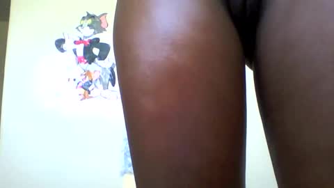 Snapshot of sexyy_tiny chatting on March 1, 9:07 am Mel online show from March 1, 9:07 am