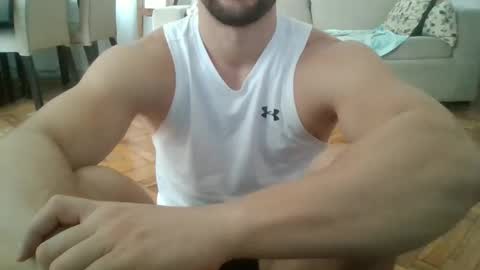 Snapshot of sexyyphilip chatting on January 9, 2:29 pm sexyyphilip online show from January 9, 2:29 pm