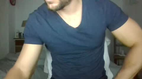 Snapshot of sexyyphilip chatting on January 15, 4:04 am sexyyphilip online show from January 15, 4:04 am