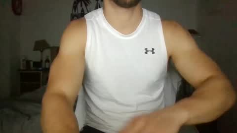 Snapshot of sexyyphilip chatting on January 8, 3:19 am sexyyphilip online show from January 8, 3:19 am