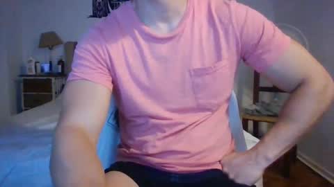 Snapshot of sexyyphilip chatting on January 31, 3:20 am sexyyphilip online show from January 31, 3:20 am