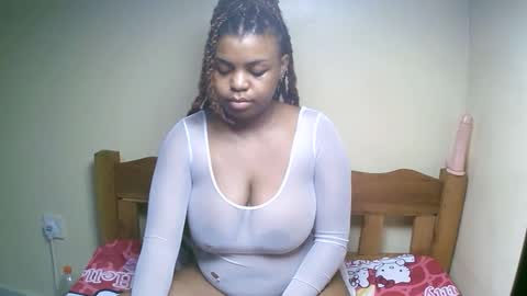 sexyyred_ online show from April 9, 3:29 pm