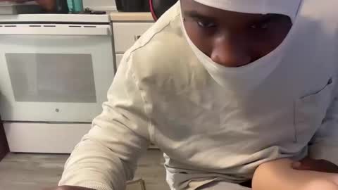 sgtbbcwilly online show from April 18, 12:56 am