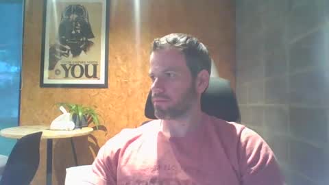 Snapshot of shad0w_hunter chatting on December 6, 10:02 pm shad0w_hunter online show from December 6, 10:02 pm