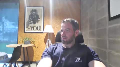 Snapshot of shad0w_hunter chatting on January 9, 10:09 pm shad0w_hunter online show from January 9, 10:09 pm