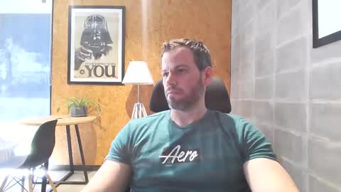 Snapshot of shad0w_hunter chatting on January 8, 5:59 pm shad0w_hunter online show from January 8, 5:59 pm