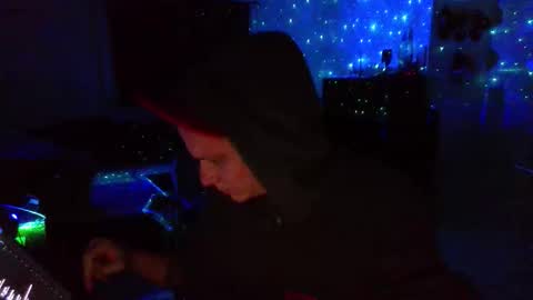 shades455 online show from March 30, 1:27 am