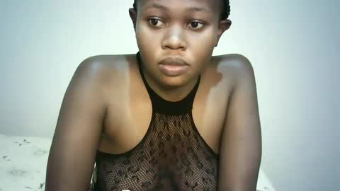 shadow_sweetx online show from October 10, 8:13 pm