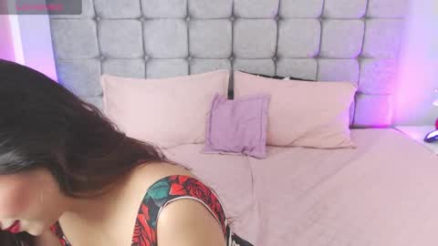 Shaira online show from May 15, 9:11 pm