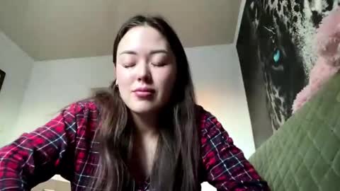 Hana online show from December 22, 3:35 am