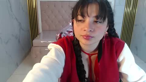 Shalon  online show from February 17, 4:17 pm