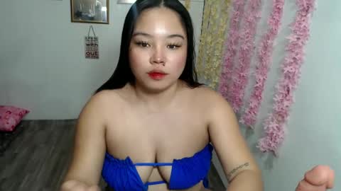 Snapshot of shamcysupsup chatting on February 10, 12:39 pm Shamcy online show from February 10, 12:39 pm