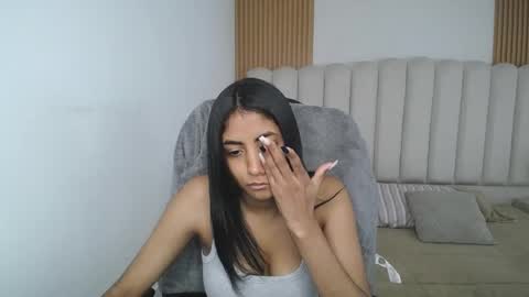 shanelle online show from May 25, 12:11 pm
