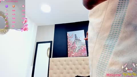 S H A N E L L E   online show from February 22, 9:59 pm