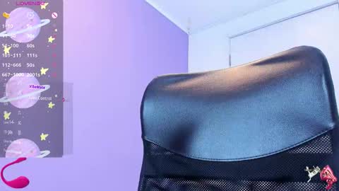 S H A N E L L E   online show from November 5, 4:42 pm