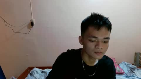 Snapshot of shanelo chatting on February 7, 3:30 pm Dylan online show from February 7, 3:30 pm