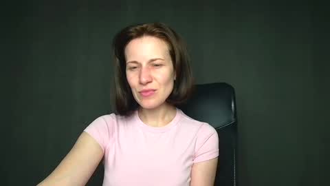 Shannen online show from April 28, 8:07 am