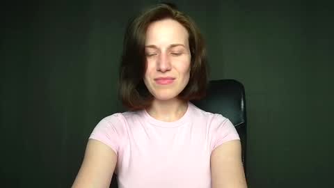 Shannen online show from April 26, 1:42 pm