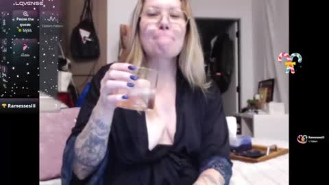 Shannon07 online show from January 10, 4:29 am