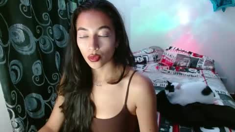 shantal_d03 online show from November 5, 11:40 pm