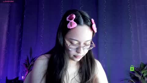 Snapshot of shantalcerezo chatting on January 27, 9:00 pm Cat-FOLLOWME and we talk IGshantal cerezo online show from January 27, 9:00 pm