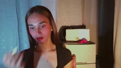 shantallfuckdoll online show from June 10, 12:59 pm