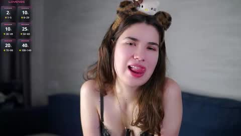 Ivy online show from November 11, 1:30 am