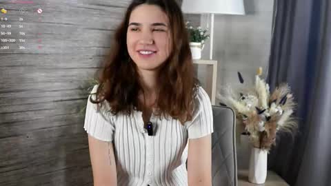 Ivy online show from October 18, 1:54 am