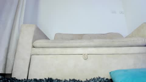 Hi fiends ---- I usually start online from Monday to Friday from 1000 am Saturdays and Sundays at 600 am Colombia time online show from September 30, 6:40 pm