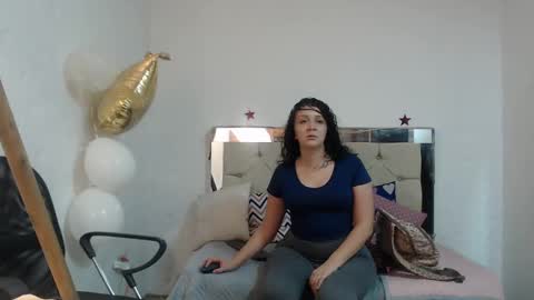 Sara online show from January 22, 9:10 pm