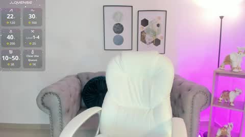 sharon_breezee online show from October 3, 3:59 am