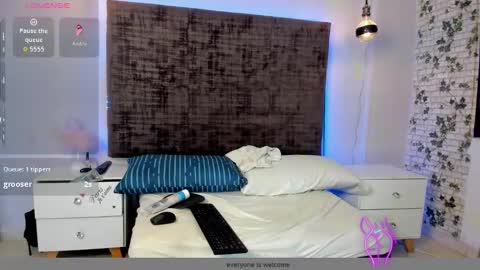 sharoncute16 online show from January 7, 11:54 pm