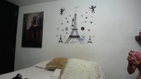 Snapshot of sharoon__cherry_ chatting on February 20, 5:52 pm sharon online show from February 20, 5:52 pm