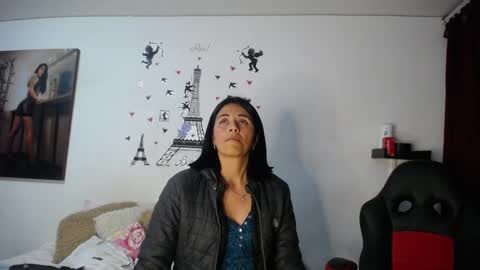 Snapshot of sharoon__cherry_ chatting on February 26, 2:08 am sharon online show from February 26, 2:08 am