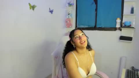 loraine online show from November 4, 10:44 pm