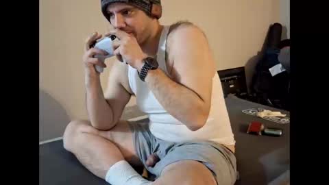 snowboarder9420 online show from February 28, 11:36 am