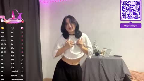 May online show from October 25, 1:22 pm