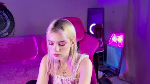 Lola online show from January 23, 9:07 pm