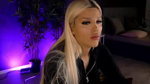 shayblonde online show from February 28, 9:01 pm