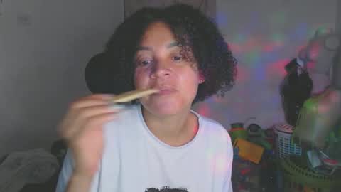 Shayna online show from May 27, 1:57 am