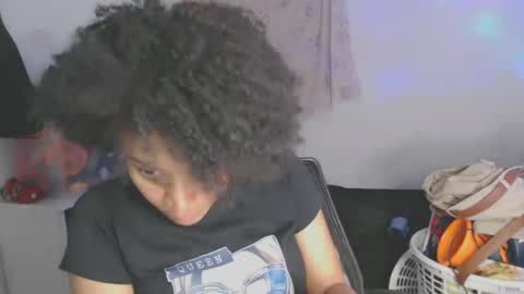 Shayna online show from October 1, 4:33 am