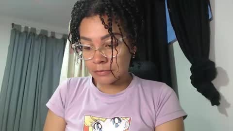 Snapshot of shayna_cute chatting on December 30, 11:04 am Shayna online show from December 30, 11:04 am
