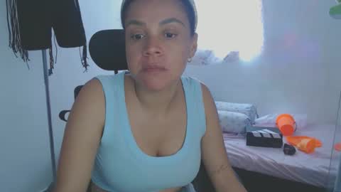 Shayna online show from March 9, 6:45 pm