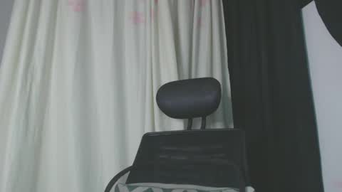 Snapshot of shayna_cute chatting on January 20, 12:36 am Shayna online show from January 20, 12:36 am