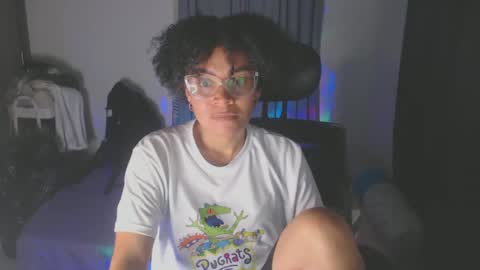 Snapshot of shayna_cute chatting on February 14, 3:22 am Shayna online show from February 14, 3:22 am