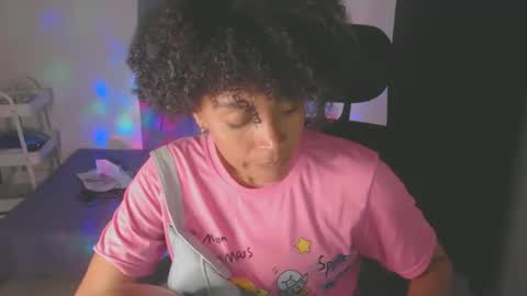Snapshot of shayna_cute chatting on January 28, 3:47 am Shayna online show from January 28, 3:47 am