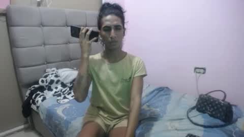shayra33x online show from October 8, 1:46 am