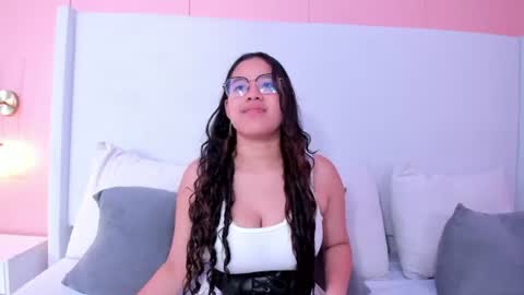 shayra_alina online show from June 27, 12:44 pm